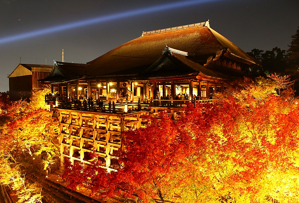 京都御所南にある京町家旅館 ちよせ 京都市中央区 丸太町駅徒歩1分 グループやご家族での長期滞在に便利な1棟貸し切り古民家ホテル 京町家 ちよせ